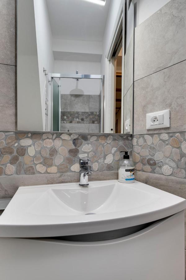 Duplex Des Sablettes Apartamento Menton Exterior foto